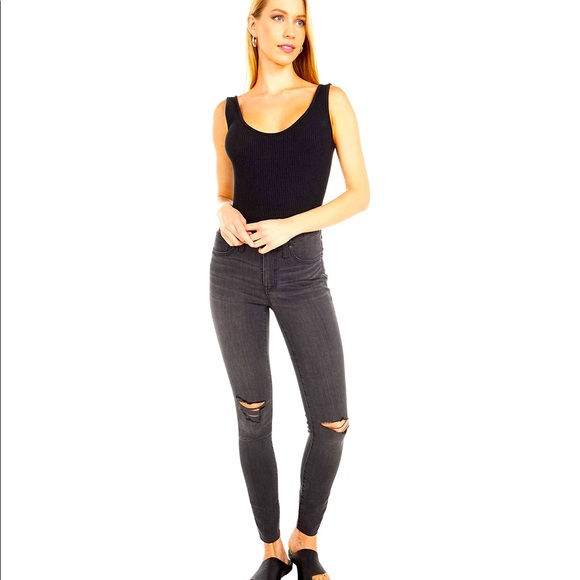 Madewell Denim - Madewell 9 inch high rise knee cut cropped grey denim women size 26 😍💯